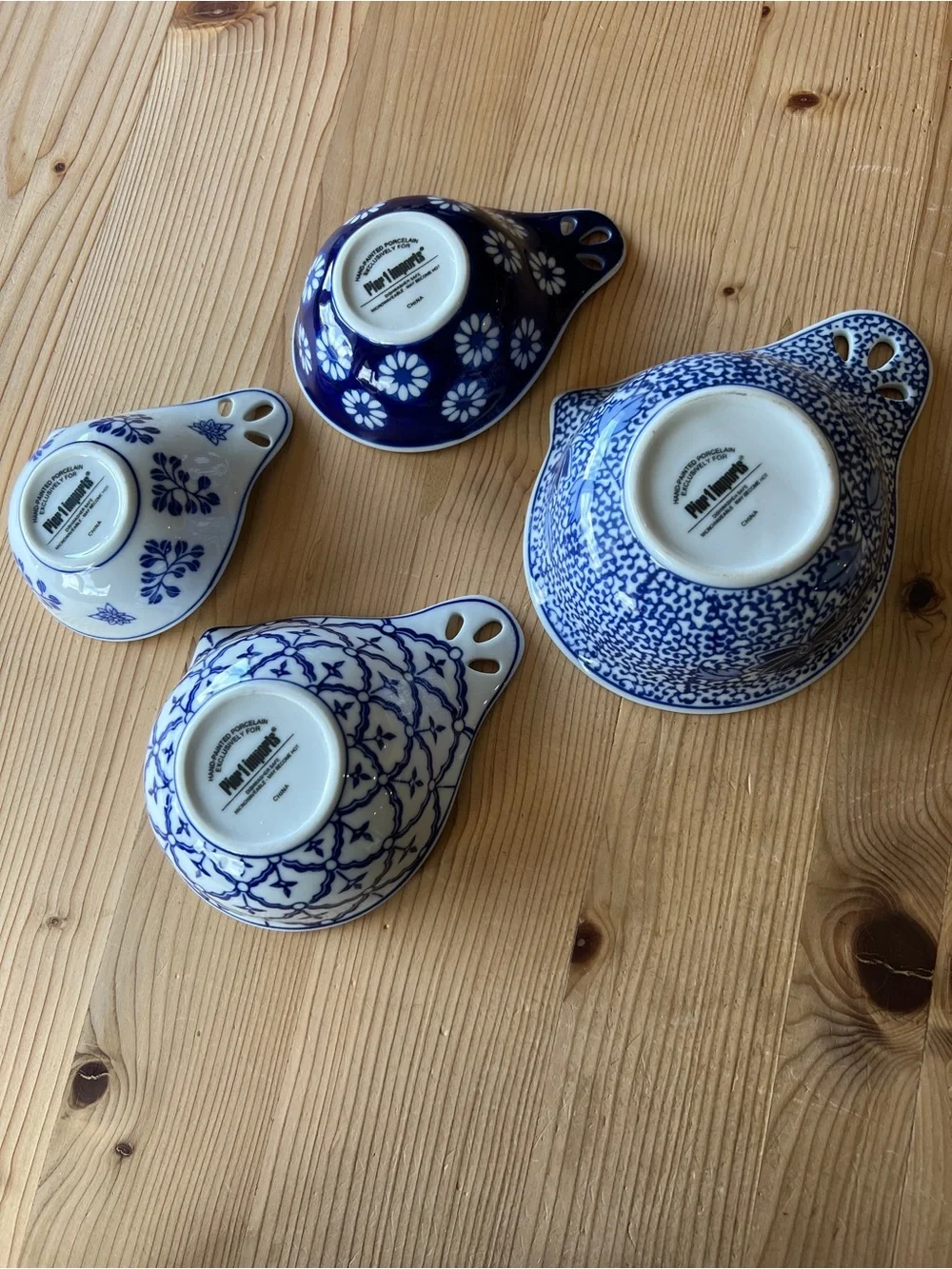 Pier 1 Ceramic Nesting Measuring Cups